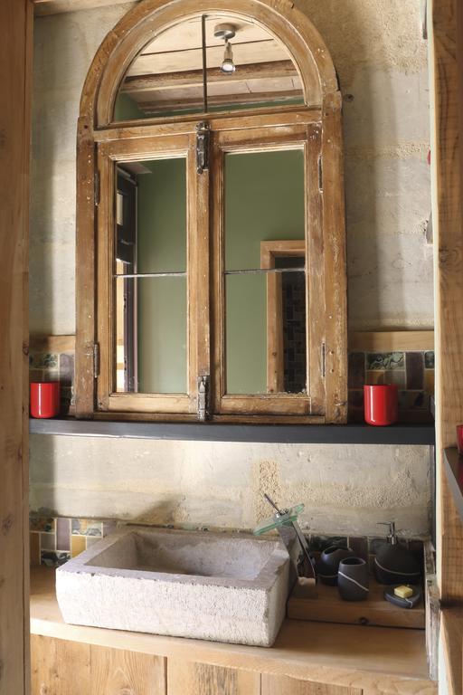La Casa De Boulbon Acomodação com café da manhã Quarto foto