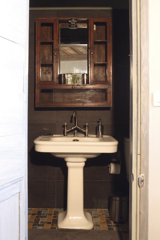 La Casa De Boulbon Acomodação com café da manhã Quarto foto